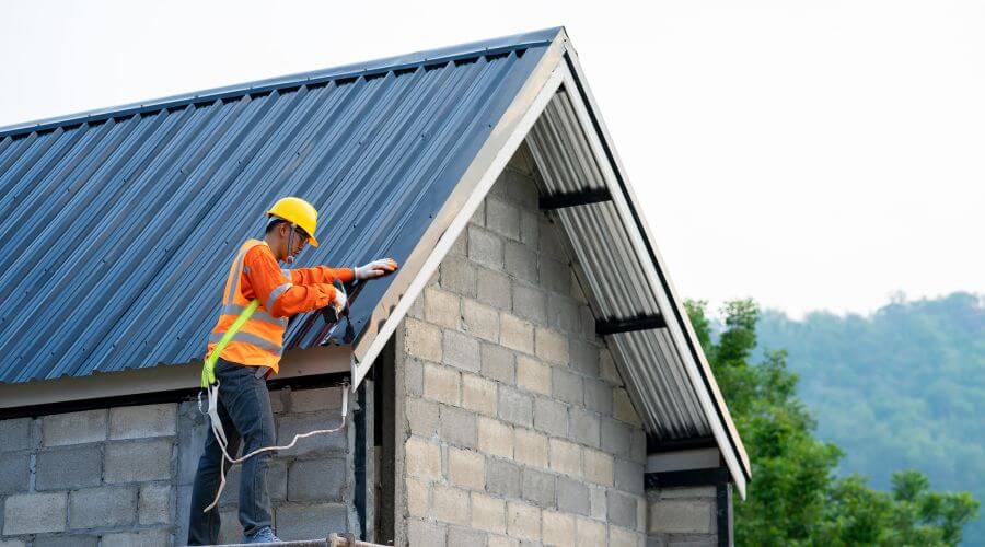 Expert top industrial roofings services in Garrison, ND